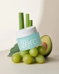 Banila Co. Clean It Zero Revitalizing -Nue Boutique banila co clean it zero revitalizing baume demaquillant et purifiant pour la regeneration de la peau 1