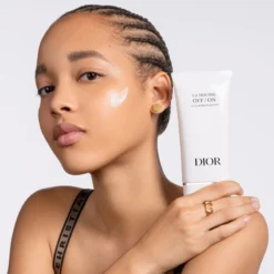 DIOR La Mousse OFF/ON Mousse Nettoyante Anti-pollution Anti-Pollution -Nue Boutique dior la mousse off on mousse nettoyante anti pollution anti pollution mousse nettoyante anti pollution au nymphea francais purifiant 3