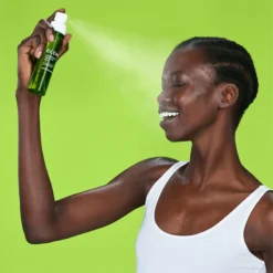 Elemis Superfood Kefir-Tea Mist 6 Elemis Superfood Kefir-Tea Mist -Nue Boutique elemis superfood kefir tea mist brume tonifiante visage 2