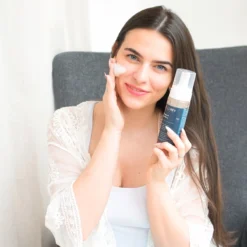 Lobey Face Cleanser 5 Lobey Face Cleanser -Nue Boutique lobey face cleanser mousse lavante visage 2