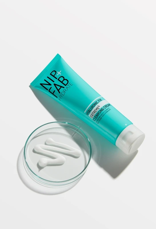 NIP+FAB Hyaluronic Fix Extreme4 2% 3 NIP+FAB Hyaluronic Fix Extreme4 2% – Image 3