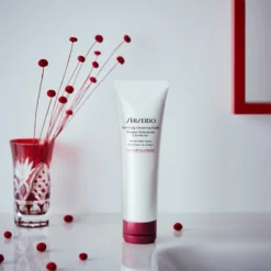 Shiseido Generic Skincare Clarifying Cleansing Foam -Nue Boutique shiseido generic skincare clarifying cleansing foam mousse active nettoyante 1