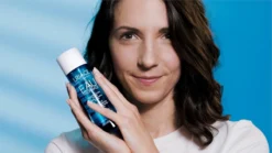 Uriage Eau Thermale Glow Up Water Essence -Nue Boutique uriage eau thermale glow up water essence lotion hydratante visage 1