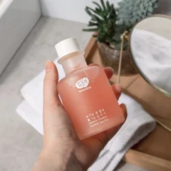 WHAMISA Organic Flowers Toner Deep Rich 5 WHAMISA Organic Flowers Toner Deep Rich -Nue Boutique whamisa organic flowers toner deep rich lotion tonique hydratante et nourrissante pour peaux seches et irritees 2